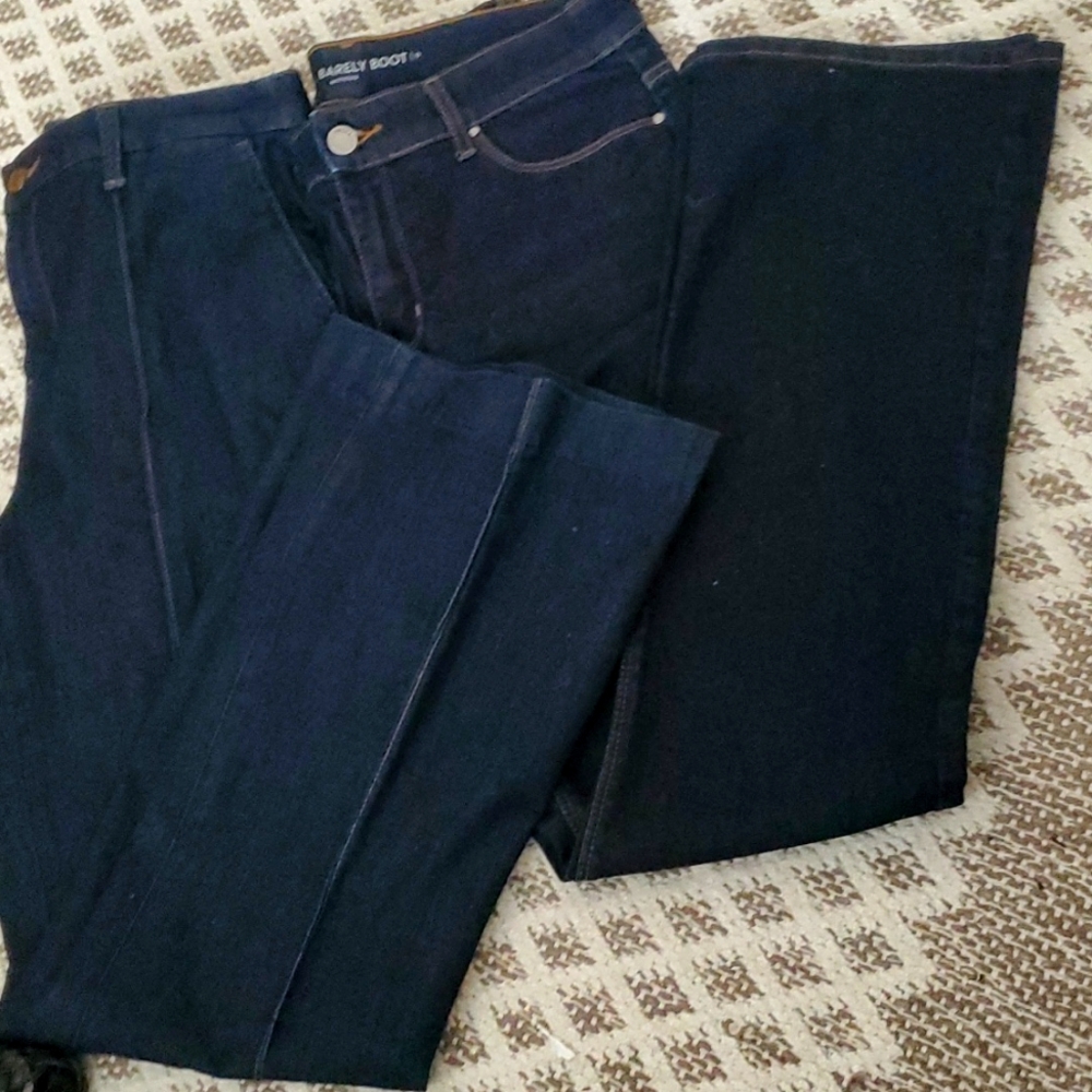 2 chicos jeans